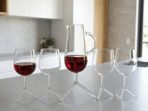Tripod 1 Liter Water Decanter / Jug